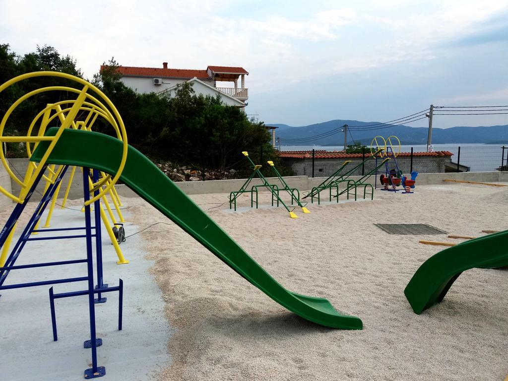 Holiday Home Apartment Tedo Klek Dış mekan fotoğraf